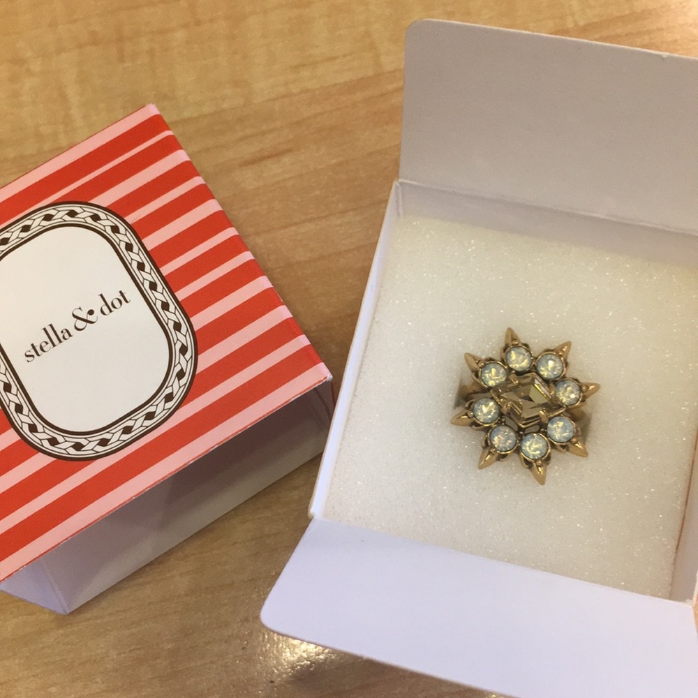 Stella & Dot Ring